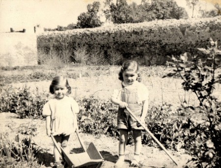 C24 - Bernard et Jean-Pierre au jardin de Bardon